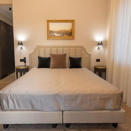 Domus Clelia Paestum Antica Luxury Rooms Bagian luar foto